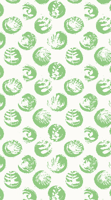 Rolgordijn voor raam met planten die weerspiegeld worden in groene cirkels