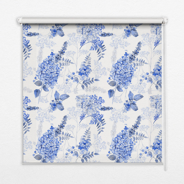 Binnenshuis verduisterend rolgordijn met blauwe bloemen