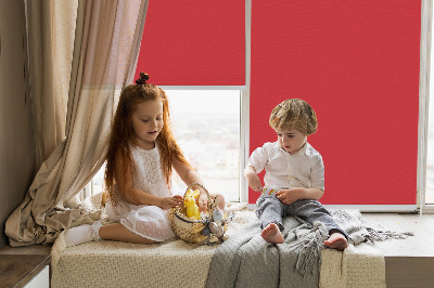 Verduisterend rolgordijn voor balkondeur in de kleur rood