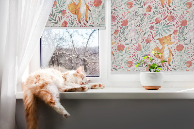 Verduisterend stoffen rolgordijn met print van dieren en planten