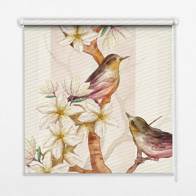 Verduisterend rolgordijn voor raam met vogels in een boom en bloemen