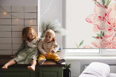 Binnenshuis verduisterend rolgordijn in roze met bloemmotief