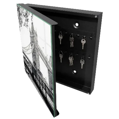 Sleutelkastje binnen Gotische brug