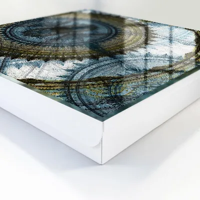 Sleutelkastje binnen Geometrische mandala