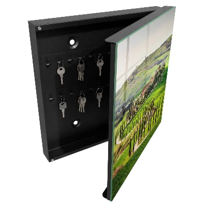 Sleutelkastje binnen Toscaans landschap