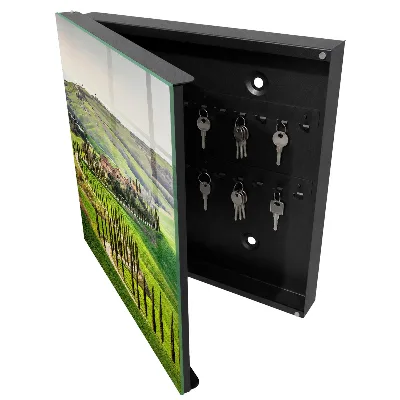 Sleutelkastje binnen Toscaans landschap