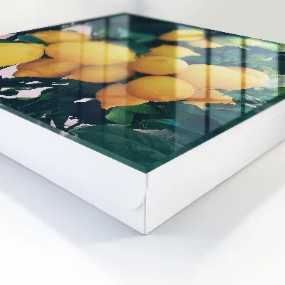 Sleutelkastje binnen Groene bladeren