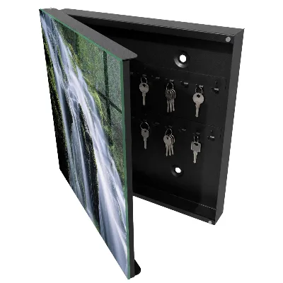 Sleutelkastje binnen Groene waterval
