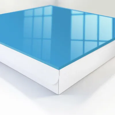Sleutelkastje binnen Blauw water