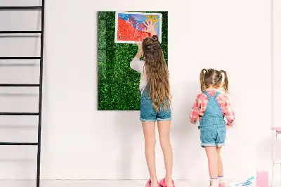 Decoratief glazen wandbord beschrijfbaar en magnetisch met motief van een haag van bladeren