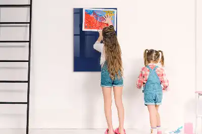 Decoratief glazen wandbord beschrijfbaar en magnetisch in marineblauw