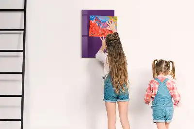 Magnetisch en uitwisbaar glazen wandbord in de kleur paars