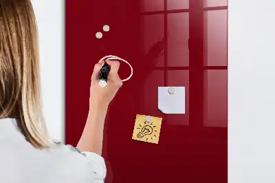Magnetisch en uitwisbaar glazen wandbord in de kleur bordeaux