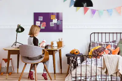 Magnetisch planbord van bedrukt glas voor aan de muur in de kleur paars