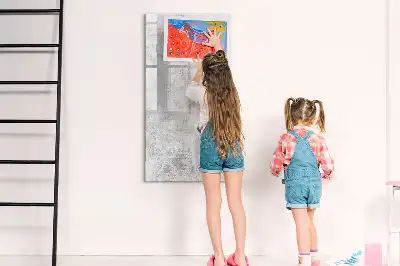 Glazen magneetbord met decoratieve print van een betonnen muur