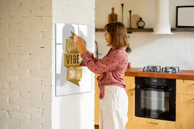 Glazen magneetbord met decoratieve print Alleen goede vibes