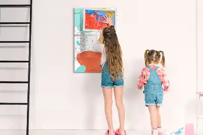 Magnetisch glazen memobord voor aan de muur met decoratieve kleurrijke krabbels