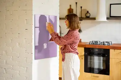 Magnetisch memobord van glas in de kleur lila