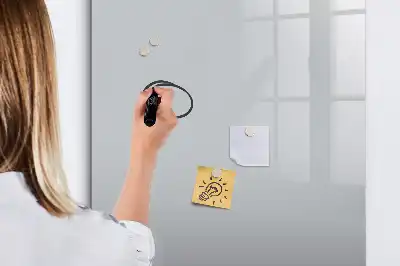 Glazen magneetbord met decoratieve print lichtgrijs