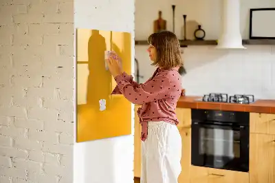 Magnetisch memobord van glas goudgeel