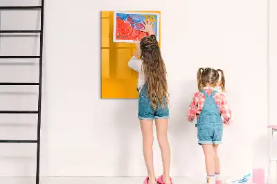 Magnetisch memobord van glas goudgeel