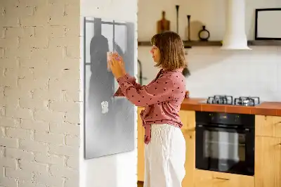 Magnetisch glazen memobord voor aan de muur in metaalglans