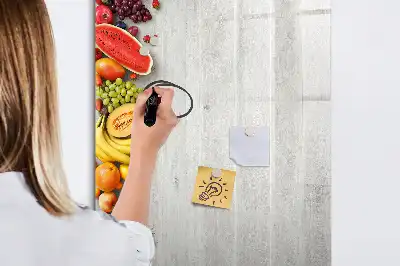 Glazen magneetbord met decoratieve print van groenten op hout