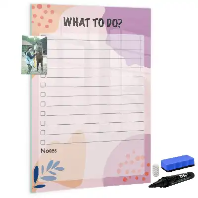 Glazen magneetbord met decoratieve print lijst van te doen taken