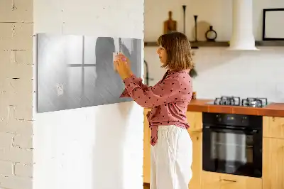 Beschrijfbaar glazen magneetbord met metalen wandmontage