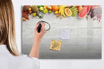 Magnetisch glazen memobord met afbeelding van fruit op tafel