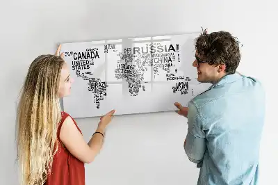 Magnetisch glazen memobord ontwerp met continenten van letters