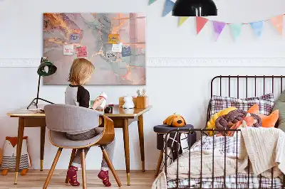 Beschrijfbaar glazen magneetbord met decoratief marmerdesign