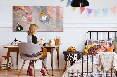 Beschrijfbaar glazen magneetbord met decoratief marmerdesign