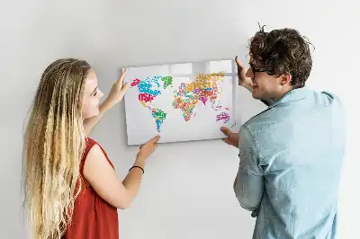 Beschrijfbaar glazen magneetbord met design van kleurrijke landnamen