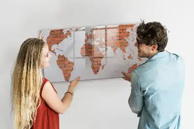 Beschrijfbaar glazen magneetbord wereldkaart op baksteen design