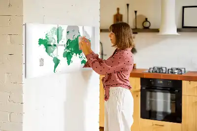 Beschrijfbaar glazen magneetbord met groene wereldkaart design