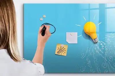 Beschrijfbaar glazen magneetbord met design van een gloeilamp