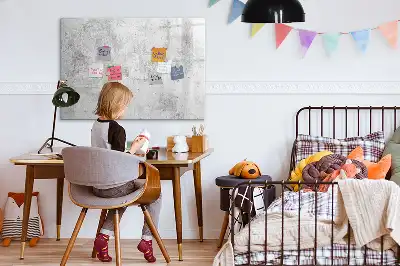 Beschrijfbaar glazen magneetbord met design in betonnen muurlook
