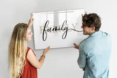 Beschrijfbaar glazen magneetbord met familie ontwerp