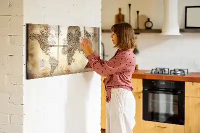 Magnetisch glazen schrijfbord met print van een oude wereldkaart