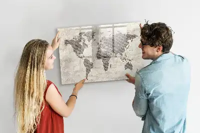 Magnetisch glazen memobord wereldkaart met krantenprint