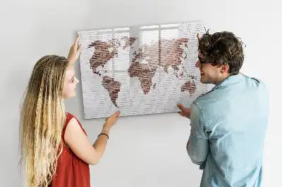 Beschrijfbaar glazen magneetbord met wereldkaart uitvoering in baksteenlook