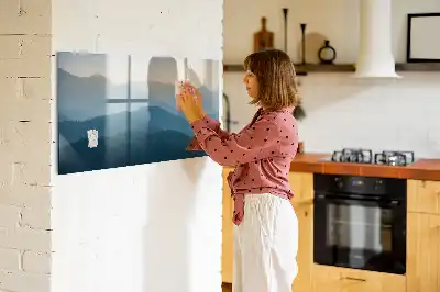Beschrijfbaar glazen magneetbord met abstract landschapsontwerp