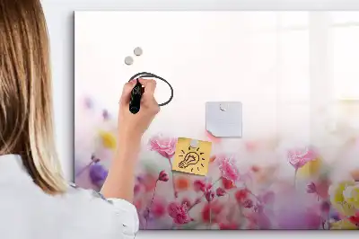 Beschrijfbaar glazen magneetbord met design bloemen op een weide