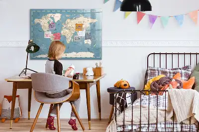Magnetisch glazen schrijfbord met vintage wereldkaart print