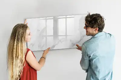 Beschrijfbaar glazen magneetbord met marmeren design