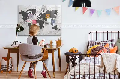 Beschrijfbaar glazen magneetbord met wereldkaart ontwerp in betonlook
