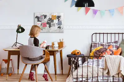 Beschrijfbaar glazen magneetbord met wereldkaart ontwerp in betonlook