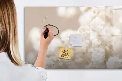 Magnetisch glazen schrijfbord voor notities en foto's met motief van kleine witte bloemen