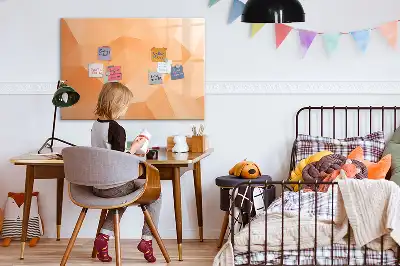 Beschrijfbaar glazen magneetbord met abstract driehoekdesign